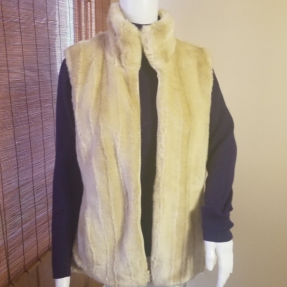 Kristen Blake Jackets & Blazers - Kristen Blake faux fur fully reversible vest